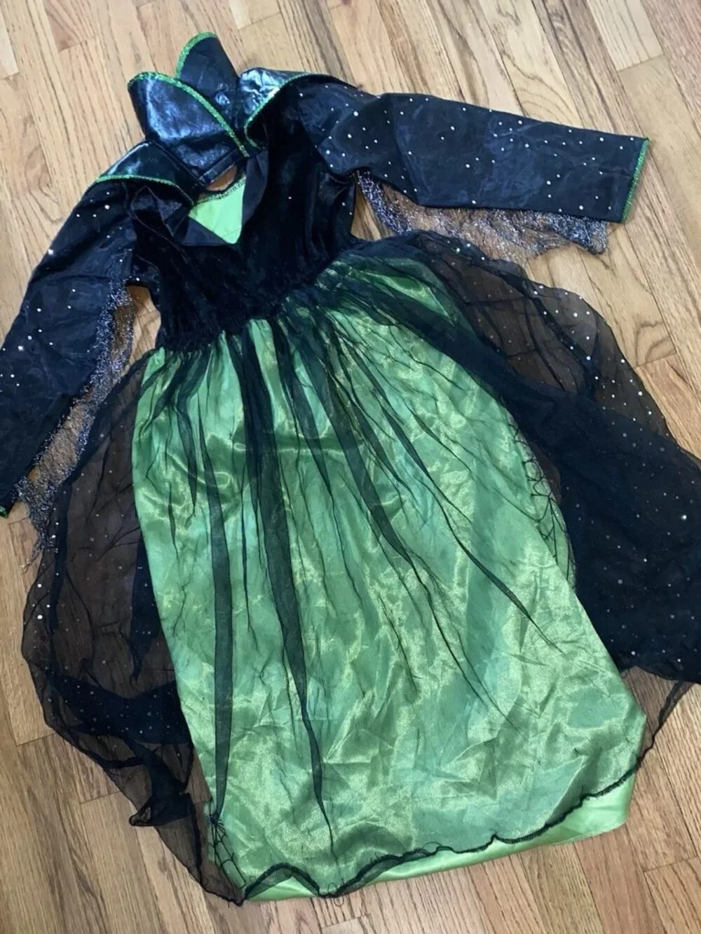 Kids Witch Costume Green, Black and Purple, Halloween, 7-8